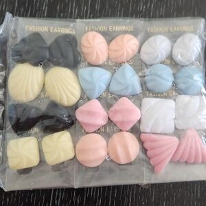 Vintage lot of plastic retro earrings pastel colors